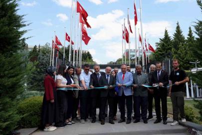 KAYÜ’de 15 Temmuz Anma Töreni ve Fotoğraf Sergisi düzenlendi
