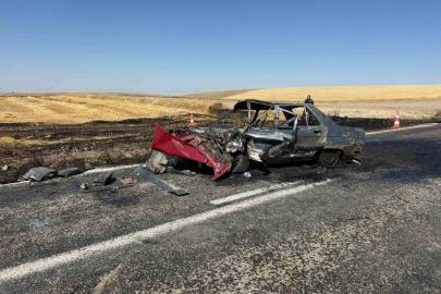 Kaza yapıp yanan aracın sürücüsü hayatını kaybetti