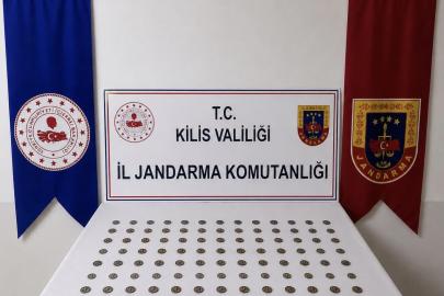 Kilis’te ticari takside 107 tarihi sikke ele geçirildi