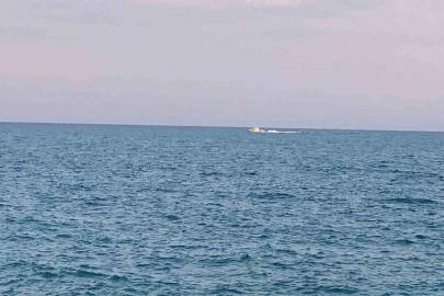 Kızkalesi’nde denizde kaybolan şahsın bulunması için arama çalışmaları sürüyor