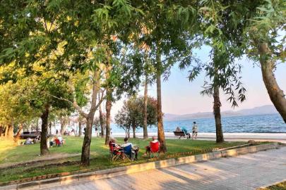 Köyceğiz’de sıcak hava etkili oluyor