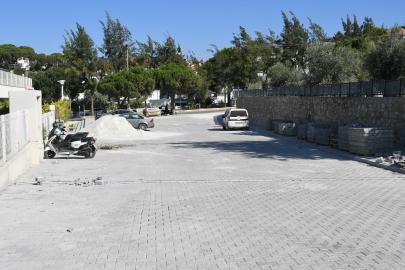 Kuşadası’nda alt ve üst yapı atağı sürüyor