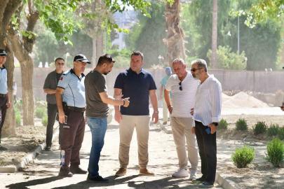 Kuşadası’nın yeni cazibe merkezi kent meydanında sona gelindi