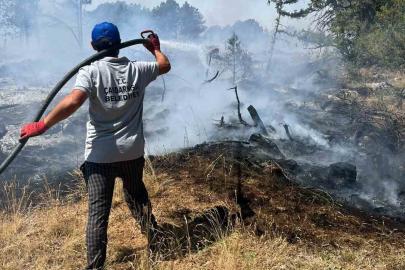 Kütahya’da orman yangını: Ekipler havadan ve karadan müdahale ediyor