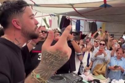 Mahmut Orhan’dan Alaçatı pazarında sürpriz performans
