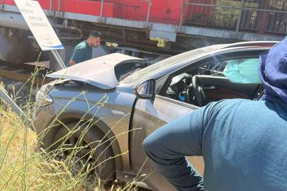 Manzarayı çekerken tren kazasını kaydetti