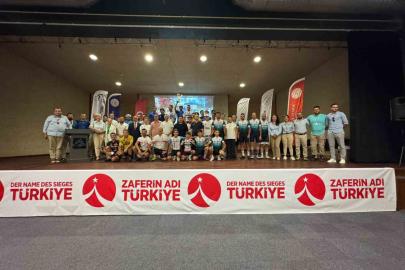 Marmaris’te 15 Temmuz Şehitleri Anma Programı bisiklet yarışı kazananları ödüllerini aldı