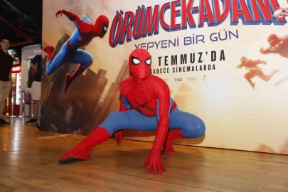 McDonald’s Türkiye’den ‘Örümcek Adam’ temalı figürler ve menüler