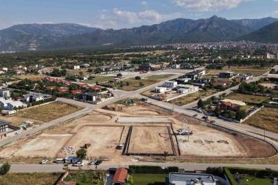 Merkezefendi’ye dev gençlik parkı spor kompleksi geliyor