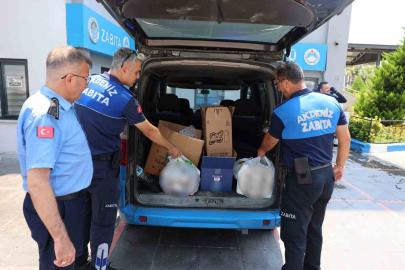 Mersin’de zincir markette 135 tarihi geçmiş ürün ele geçirildi