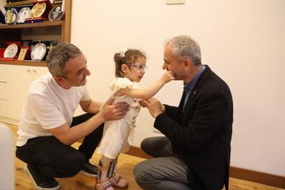 Minik Lina’nın tedavi yolculuğuna destek