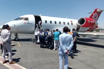 Mısır’da trafik kazası geçiren 3 Türk hava ambulansıyla Türkiye’ye getirildi