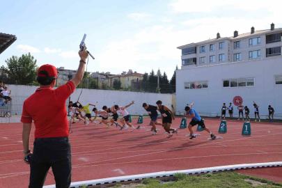 Naili Moran Yaş Grupları Atletizm Yarışmaları Kütahya’da tamamlandı