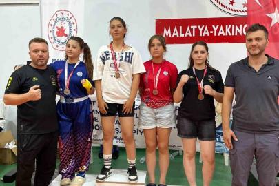 Niğde Wushu Takımı Malatya’dan 17 madalyayla döndü