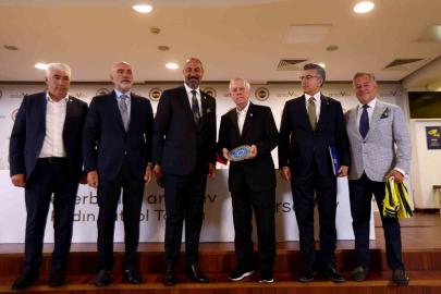 Önder Fırat: "Fenerbahçe Kadın Futbol Şubesi’ni 5 kişilik komite yönetecek"