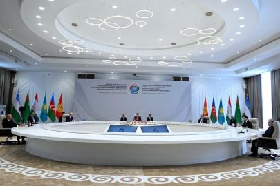 Orta Asya ülkelerinin Cumhurbaşkanları ile Aliyev, Kırgızistan’da bir araya geldi