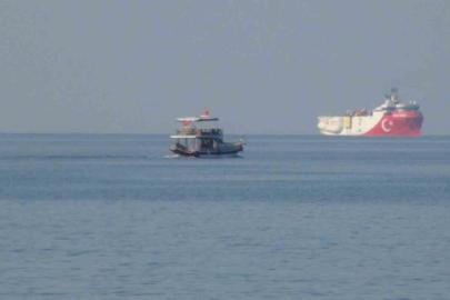 Oruç Reis Sismik Araştırma Gemisi Mersin Taşucu açıklarına demirledi