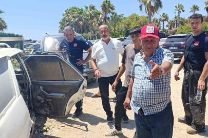 Otele ölçü almaya gitti, geri döndüğünde aracını yanmış halde buldu