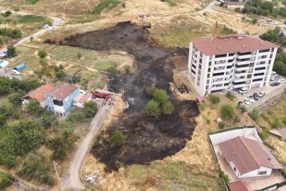 Otluk alanda çıkan yangın yerleşim yerlerine sıçramadan söndürüldü
