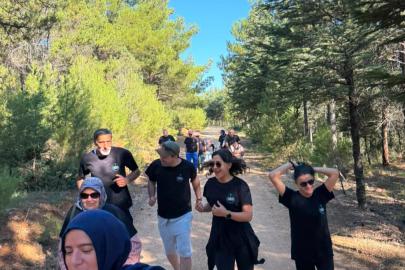 Özel bireyler için farkındalık yürüyüşü