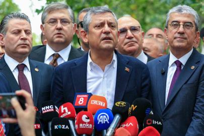 Özgür Özel: "YENİ Parti ilk kez ve son kez ana muhalefet partisi olarak bütçe çalışmalarına katılacak"
