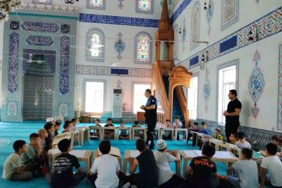 Polislerden çocuklara hayat kurtaran bilgiler