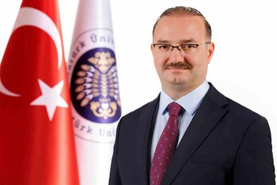 Rektör Hacımüftüoğlu’ndan 15 Temmuz Demokrasi ve Millî Birlik Günü mesajı