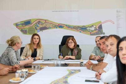 Şahin, Türkiye’de ilk olacak Gastrobotanik Parkı’nda incelemelerde bulundu