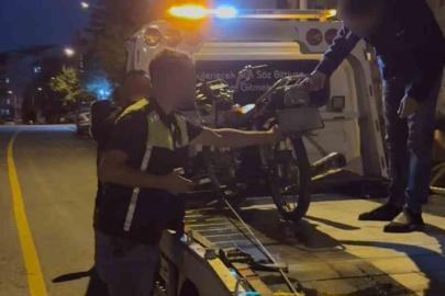 Sahte plakalı ve belgesiz kullanılan motosiklet trafikten men edildi