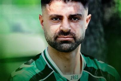 Sakaryaspor, 3 futbolcuyu renklerine bağladı