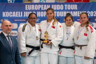 Salihlili judoculardan, Avrupa Kupası’nda çifte şampiyonluk