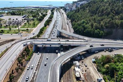 Samsun’da iki önemli bağlantı yolu trafiğe açıldı