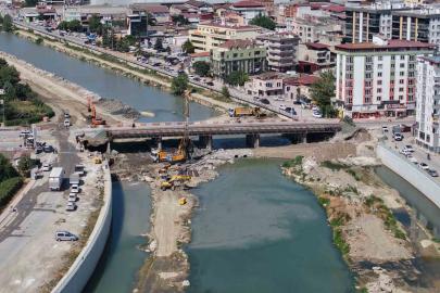 Samsun’da köprü tedbir amaçlı trafiğe kapatıldı