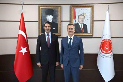 Savunma Sanayii Başkanı Görgün, Katar’ın Ankara Büyükelçisi Al-Henzab ile bir araya geldi