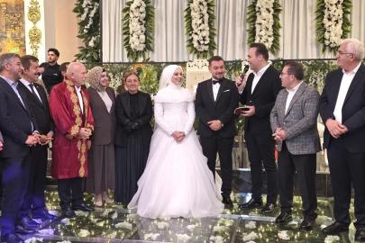 Sıla Kınalı ile Mehmet Akif Dorman dünyaevine girdi