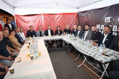 Sincan Belediye Başkanı Ercan, demokrasi nöbetine katıldı