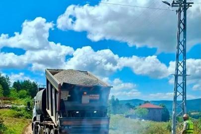 Sinop’ta köy yollarının ulaşım standardı yükseltiliyor