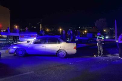 Sivas’ta iki otomobil çarpıştı: 2’si çocuk 5 yaralı