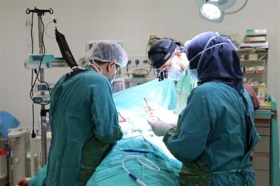Sivas’ta lokal anastezi ile şahdamarı operasyonu
