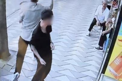 Sokak ortasında bıçaklı ve silahlı kavga: 1 yaralı