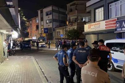 Sokak ortasında silahlı kavga: 1’i yoldan geçen vatandaş olmak üzere 3 kişi yaralandı