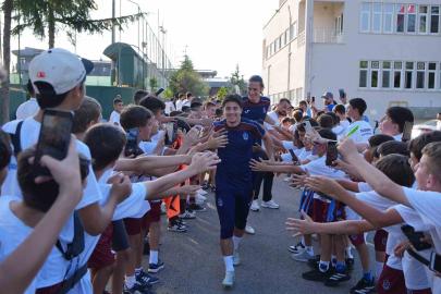 Trabzonspor’da Aral Şimşir ilk antrenmanına çıktı