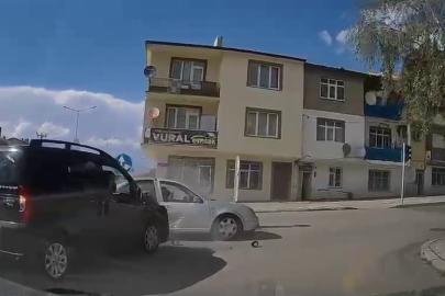 Trafik kazası anbean araç kamerasında