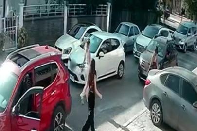 Trafikte araçtan inen 3 kadın çocuklu aileye saldırdı