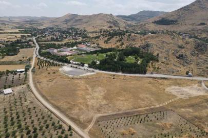 Turizm bölgesine kazandırılan Ceviz Kafe ilgi görüyor
