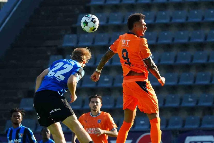 UEFA Konferans Ligi: Inter Turku: 1 - Başakşehir: 0 (İlk yarı)