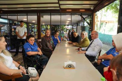 Ünlü televizyon programcısı İkbal Gürpınar Düzce’de