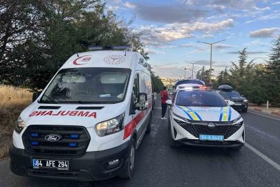 Uşak’ta otomobil tıra arkadan çarptı: 4 yaralı