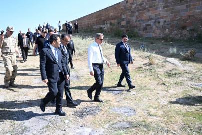 Vali Baruş’tan Köprüköy çıkarması