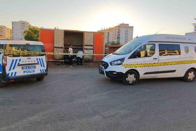 Yaşamını sürdürdüğü konteynerin yanında ölü halde bulundu